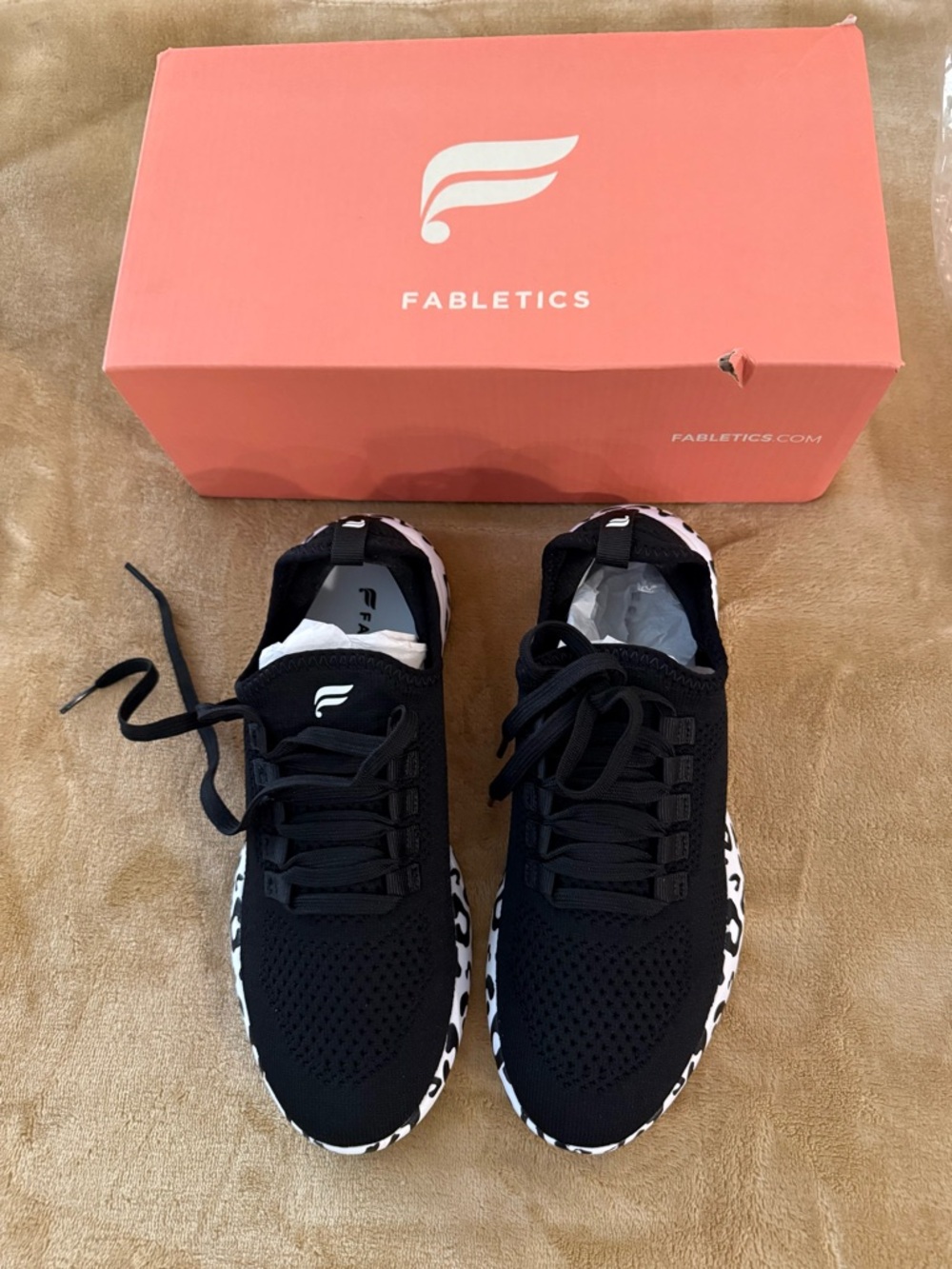 Fabletics SNEAKERS, THE EVERYDAY SNEAKER, BLACK LEOPARD, size 7.5